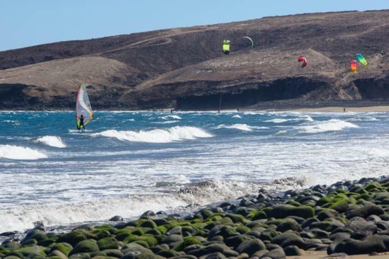 Burero Beach Stay - Quiet El Burrero ภายนอก รูปภาพ