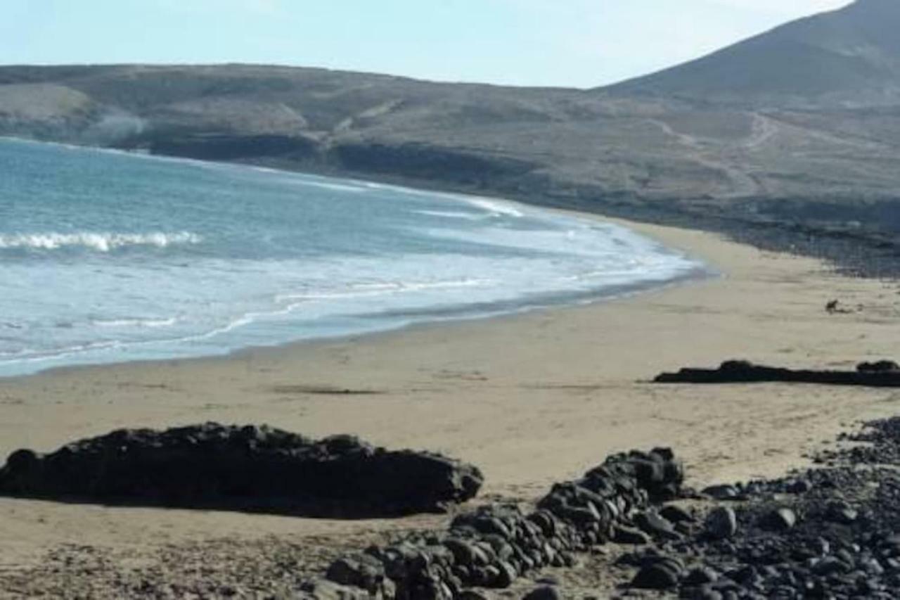 Burero Beach Stay - Quiet El Burrero ภายนอก รูปภาพ