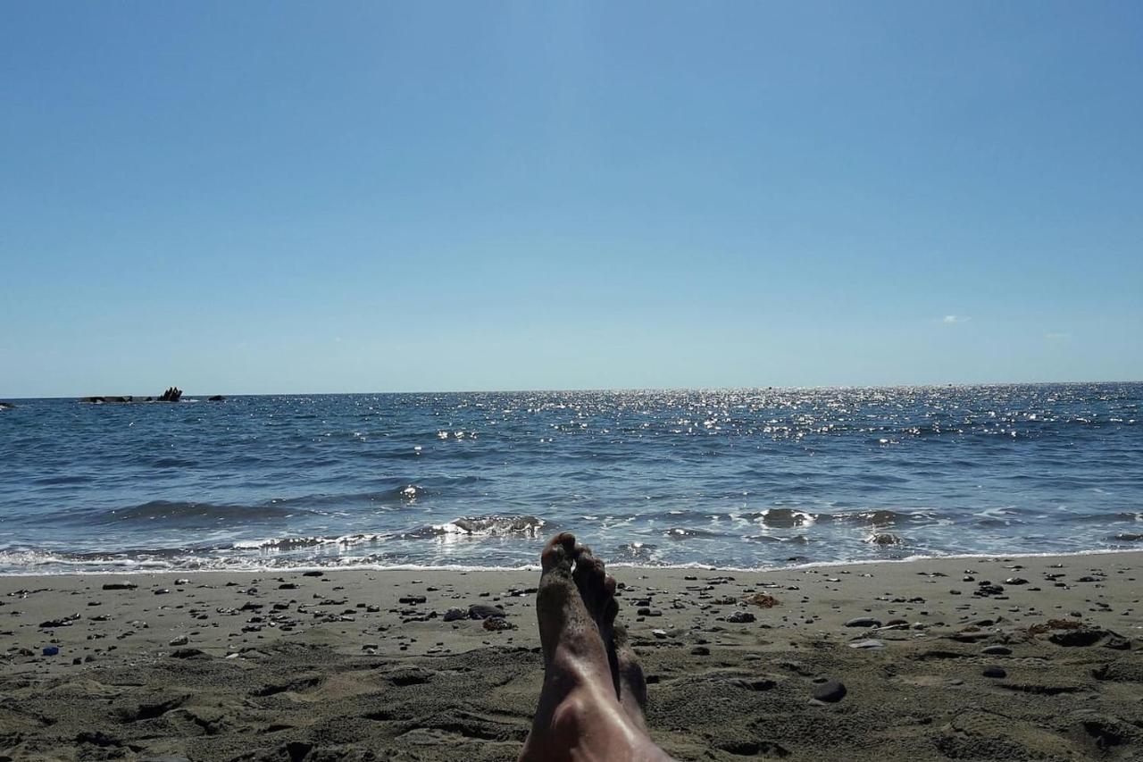 Burero Beach Stay - Quiet El Burrero ภายนอก รูปภาพ